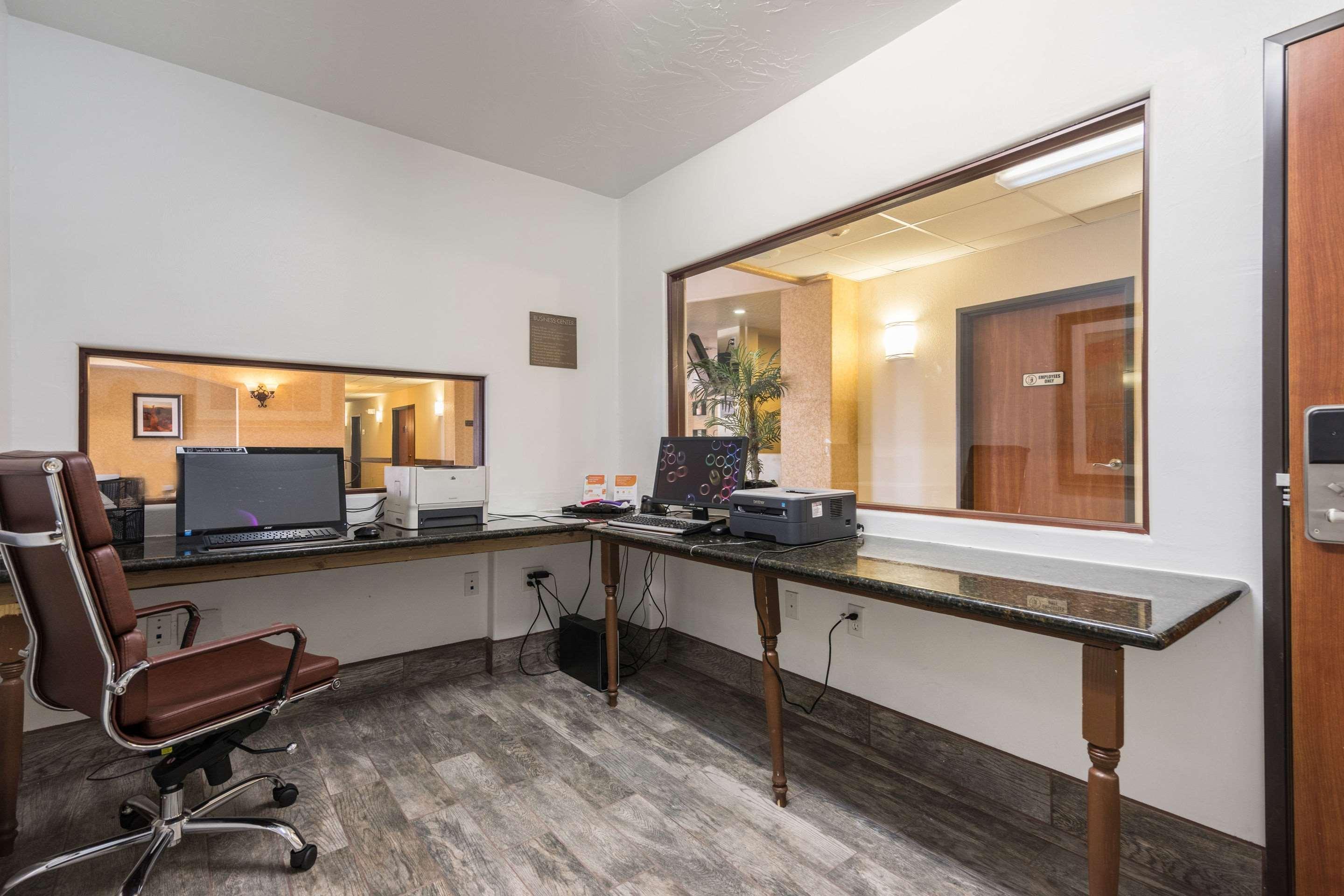 Hotel Comfort & Cedar Stadt